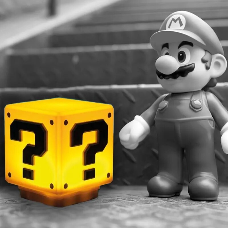 Leuchtende Super Mario Fragezeichenbox